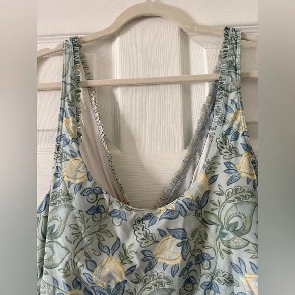 Summersalt Size 22 Wrap One Piece Floral Swimsuit 💚 - Picture 7 of 8